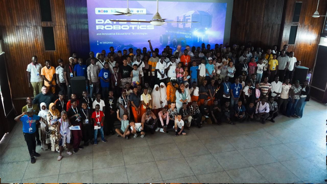 Более 600 человек посетили российский фестиваль робототехники в Дар-эс-Саламе