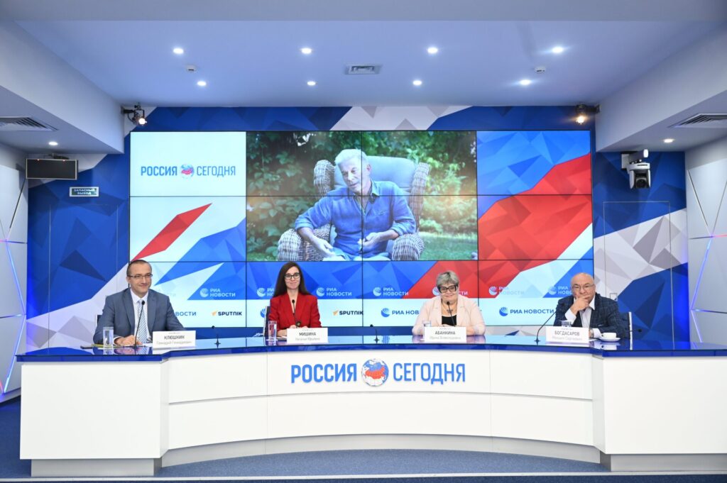 Чат-бот обучит более 10 000 учителей личной эффективности